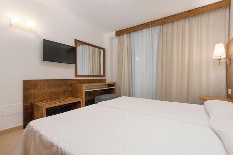 Hotel Cala Bona