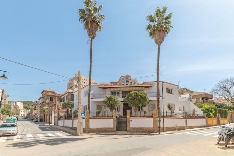 Hotel Ayz Silvela - Auto Check-in Property