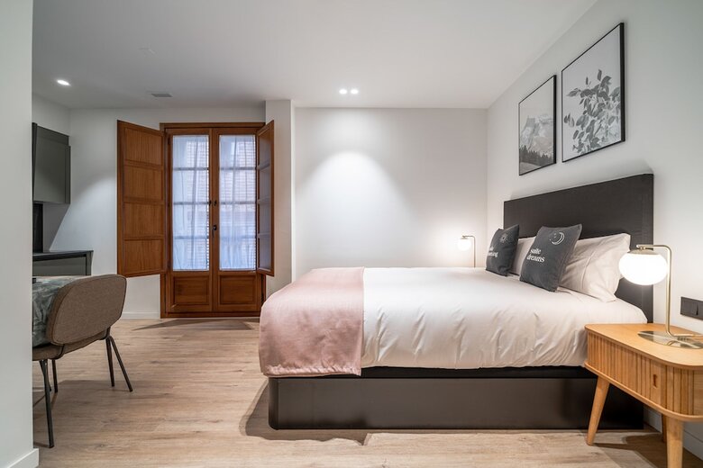 Aparthotel Limehome Vitoria Palacio �lava-velasco
