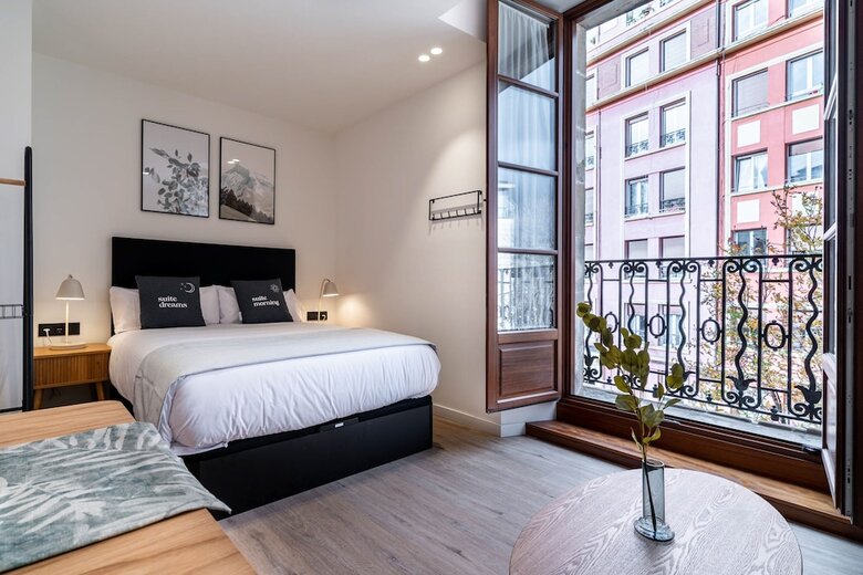 Aparthotel Limehome Vitoria Palacio �lava-velasco
