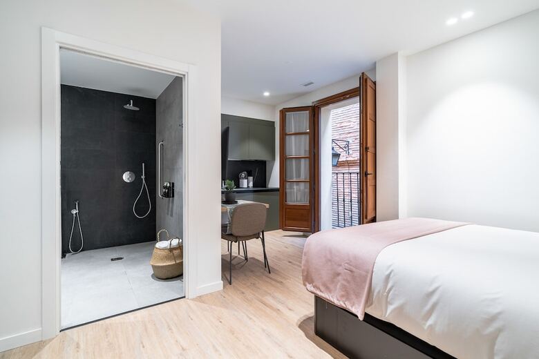 Aparthotel Limehome Vitoria Palacio �lava-velasco
