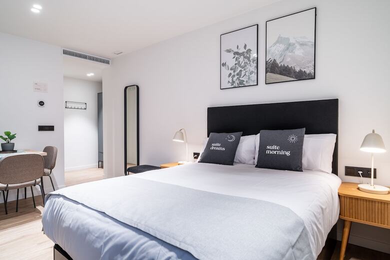 Aparthotel Limehome Vitoria Palacio �lava-velasco