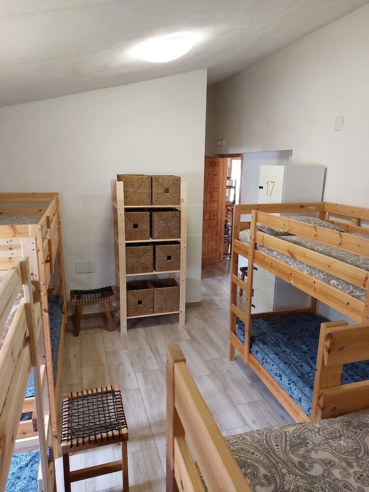 Hostal Zenia Hostel
