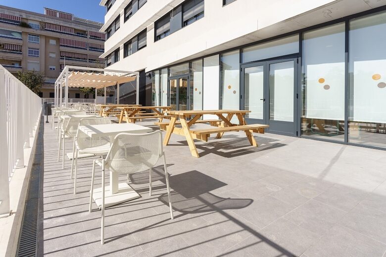 Hostal Residencia Universitaria Resa Campus M�laga