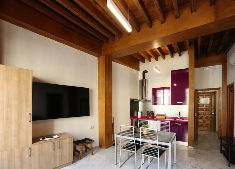 Aparthotel Apartamentos Reyes Cat�licos