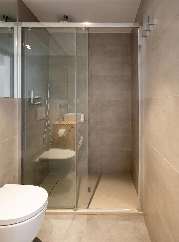 Hotel Cristina Enea Rooms