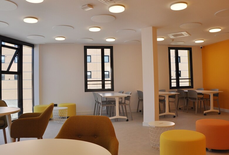 Hostal Residencia Universitaria Resa M�laga Centro