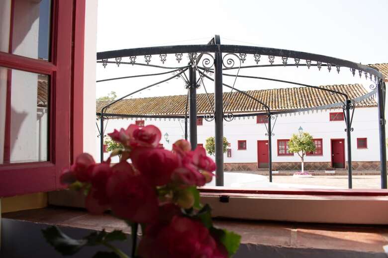 Hotel & Restaurant Cortijo Del Arte