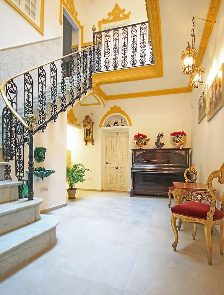 Palace House H�rcules
