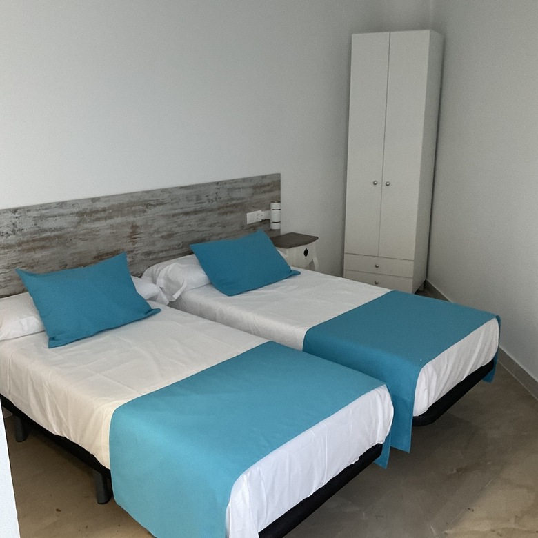 Bed & Breakfast Alojamiento Med The Blue Med.