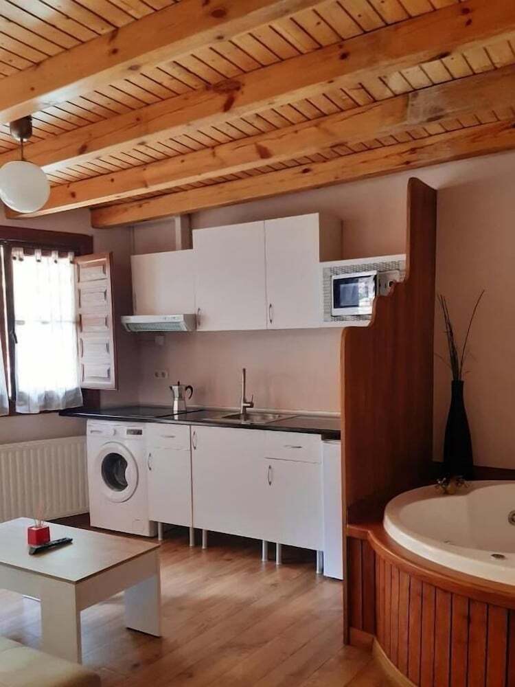 Aparthotel Apartamentos Aguasaliu