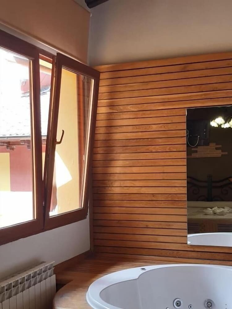 Aparthotel Apartamentos Aguasaliu