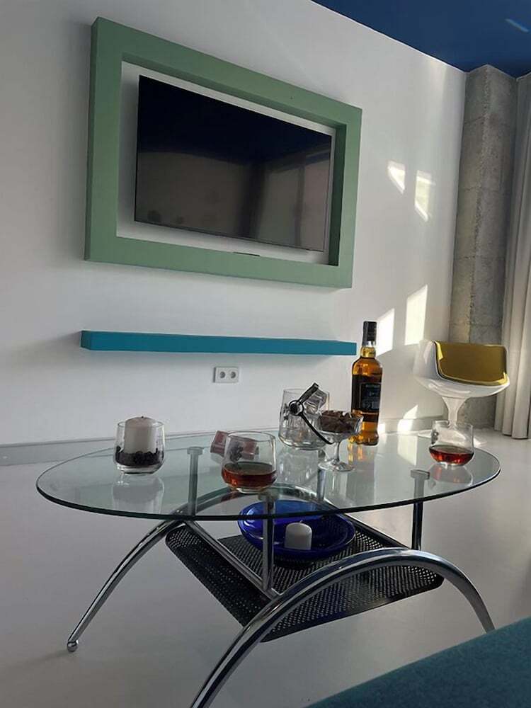 Lahola Glam Suites