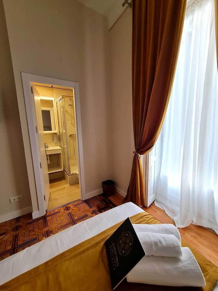 Pension Le Petit Palu Sevilla