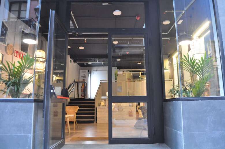 Hostal Quartier Bilbao Hostel
