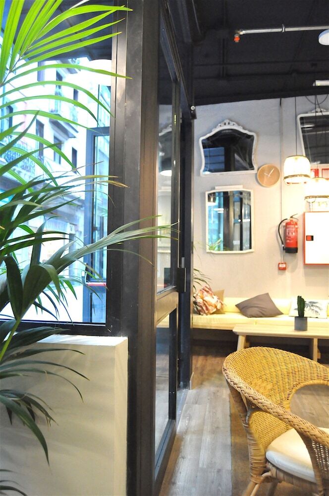 Hostal Quartier Bilbao Hostel