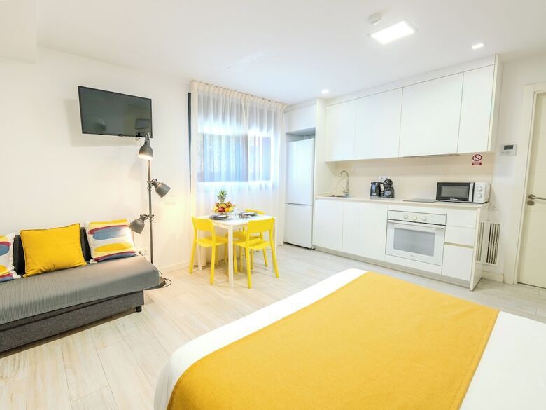 Aparthotel Castell Beach