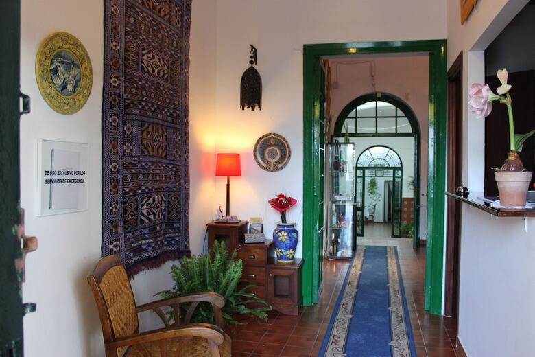 Hostal El Faro