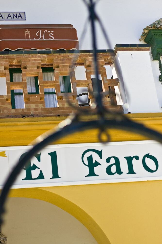Hostal El Faro