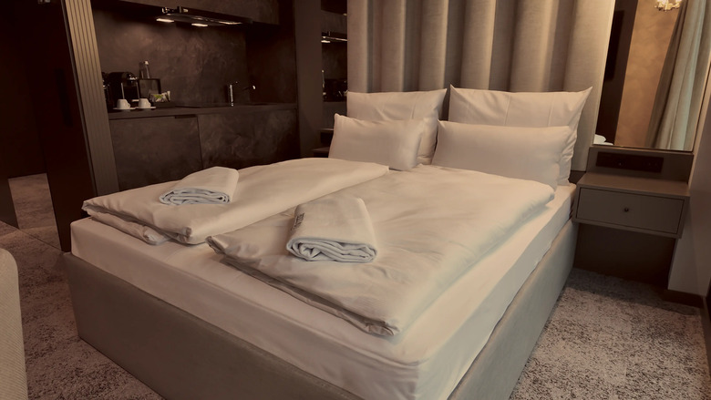 Bellman Hotel