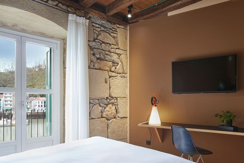 Bed & Breakfast Donibanea