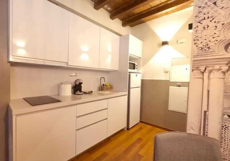 Aparthotel Isa Granada