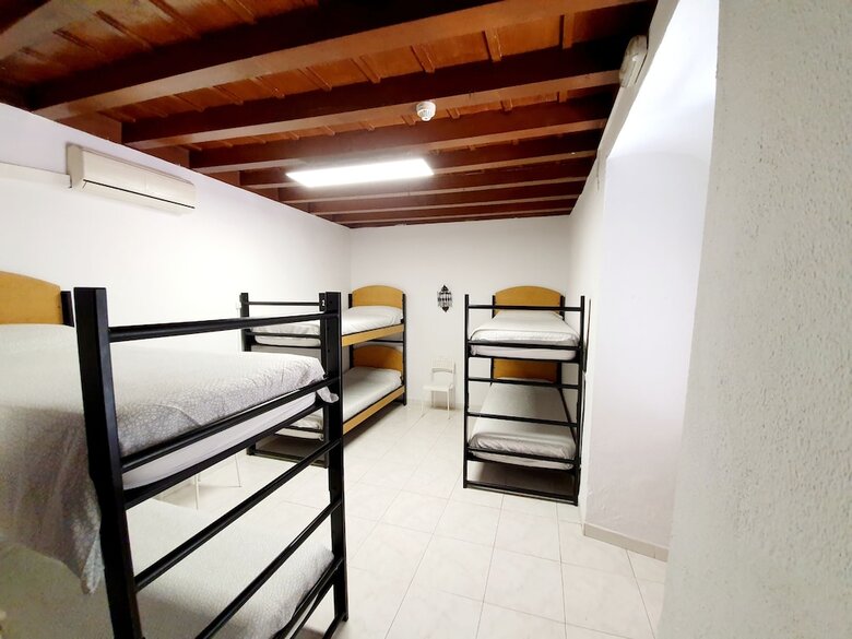 Hostal Arc House Cordoba