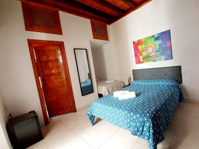 Hostal Arc House Cordoba