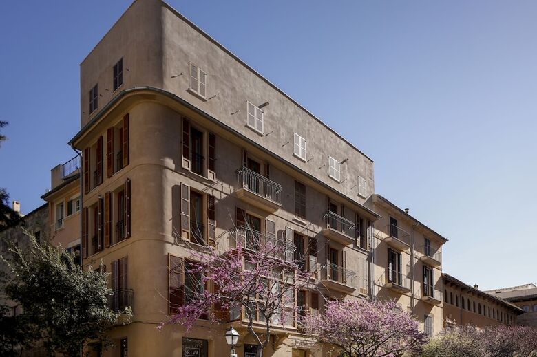 Hotel Vila Damunt Suites