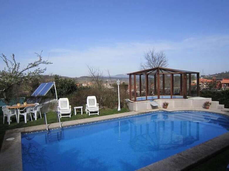 Casa Rural Os Carballos