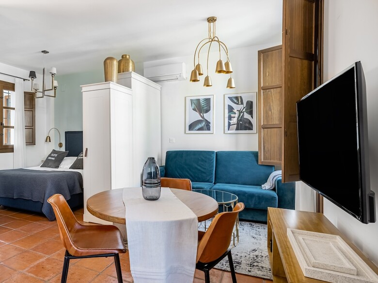Aparthotel Limehome Granada Calle Sta. Ana