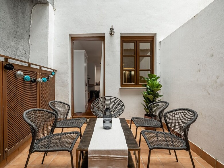 Aparthotel Limehome Granada Calle Sta. Ana