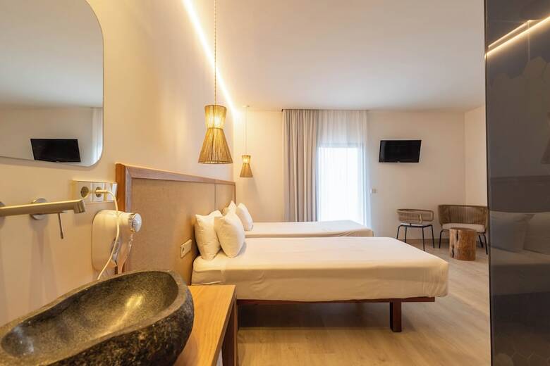 Play Hotel Ibiza