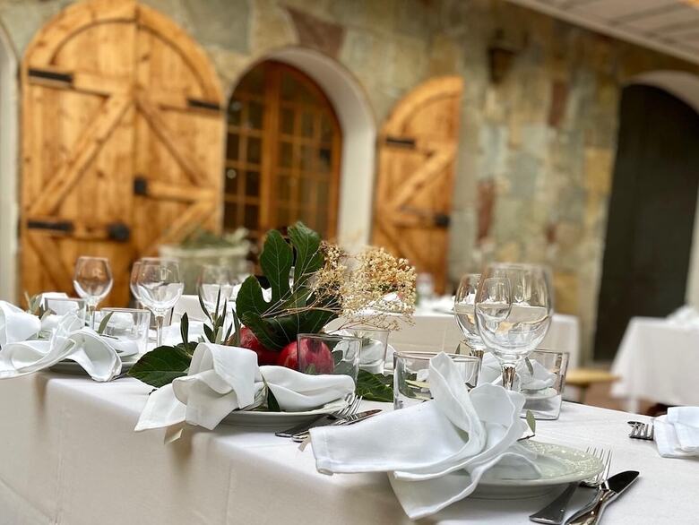 Hotel Masia Can Rovira