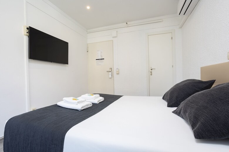 Hostal Bedmates