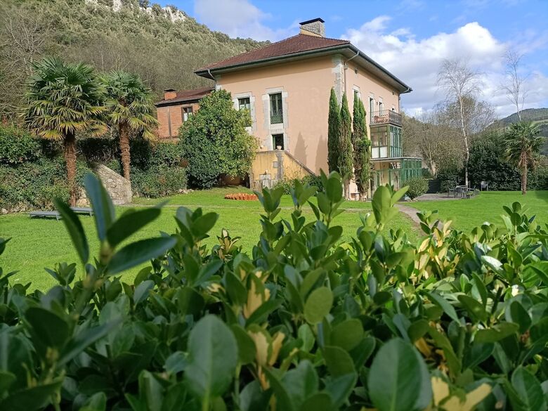 Hotel La Villa De Palacios