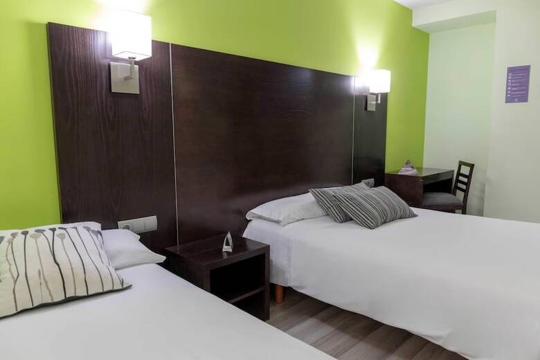 Hotel Carde�a By Gaiarooms