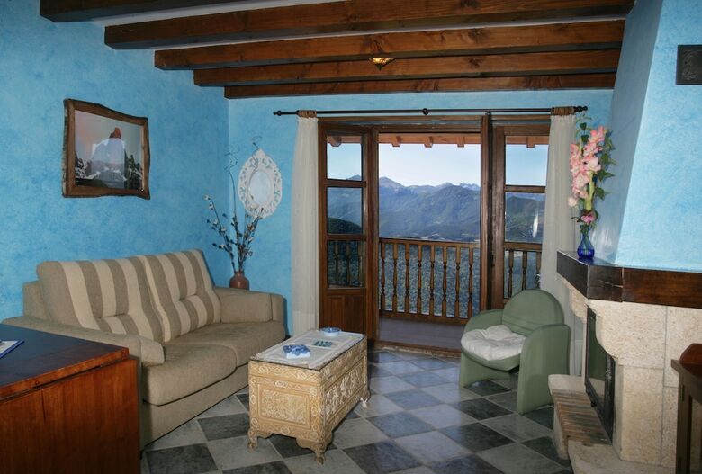 Aparthotel Viviendas Rurales Pe�a Sagra