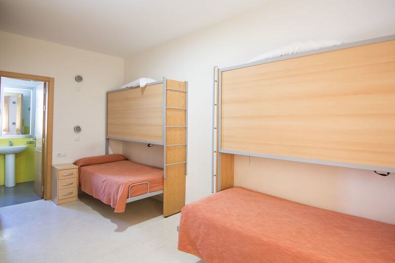 Hostal Marbella Inturjoven Youth Hostel