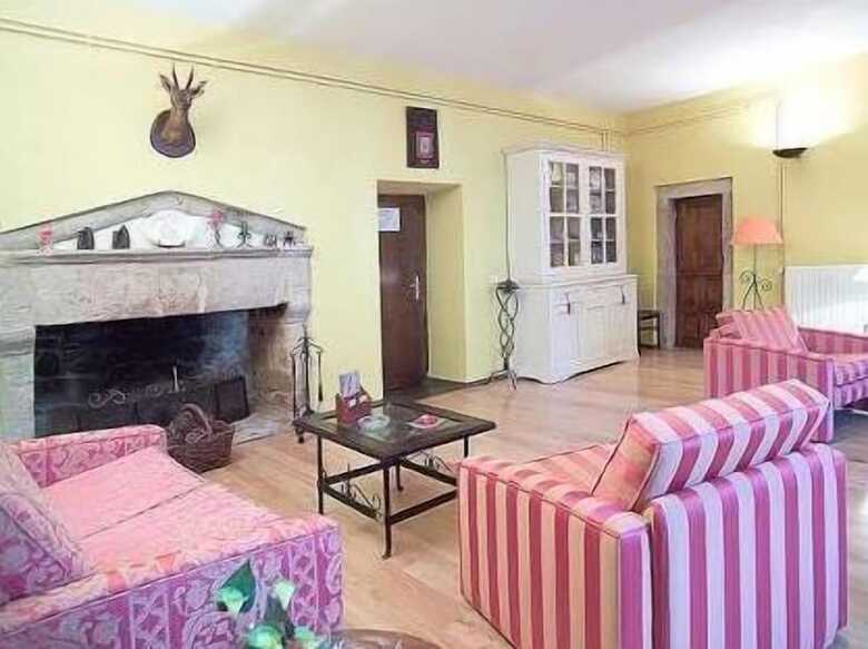 Hotel Castillo De Vald�s Salas