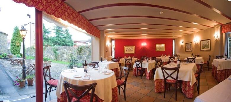 Hotel Castillo De Vald�s Salas