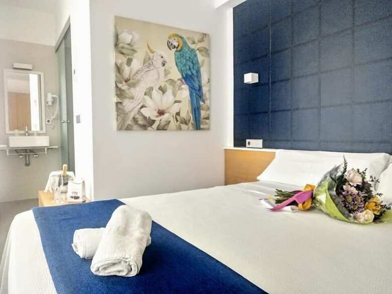 Hotel Alboran