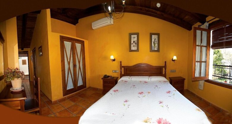 Hotel Rural Enrique Calvillo