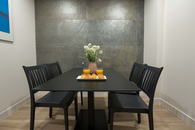 Aparthotel Prisma Suites