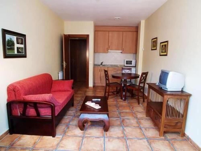 Aparthotel Apartamentos Villa De Cabrales