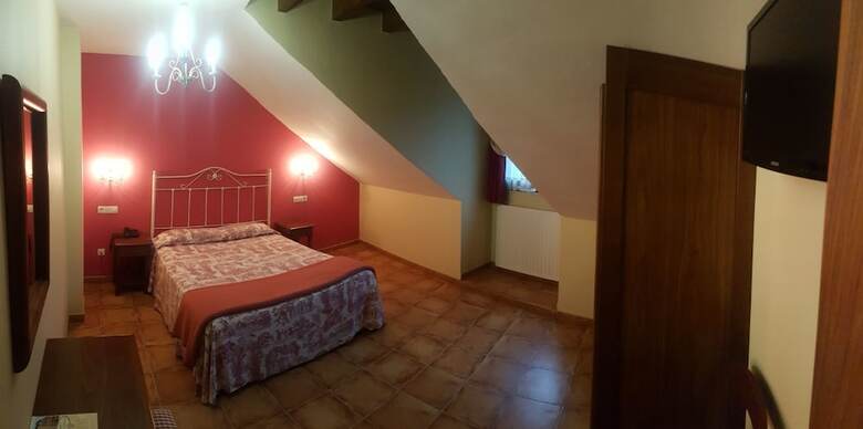 Aparthotel Apartamentos Villa De Cabrales