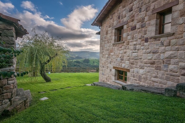 La Casa De Bustantegua