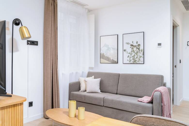 Aparthotel Limehome Santiago De Compostela