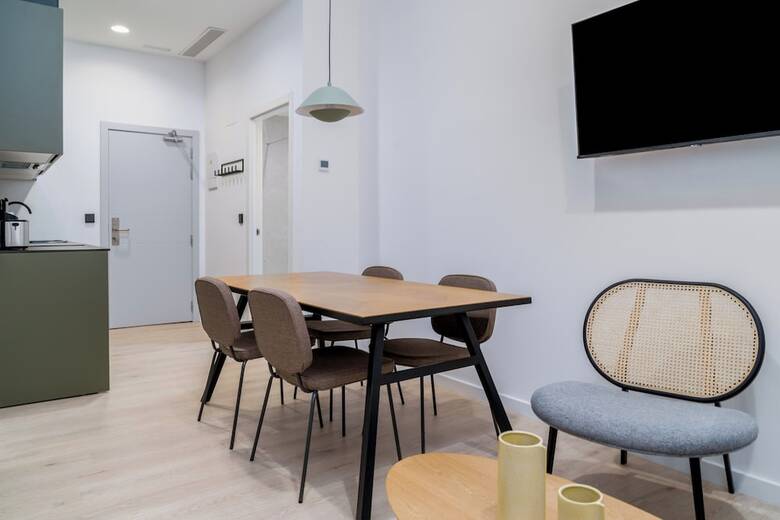 Aparthotel Limehome Santiago De Compostela