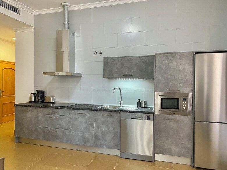 Aparthotel Dobo M�laga Puerto